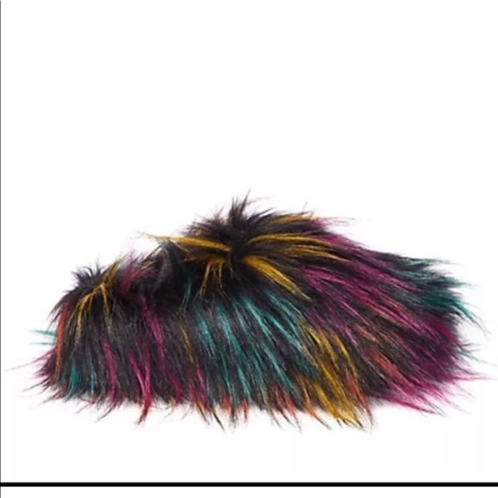 Steve Madden slippers